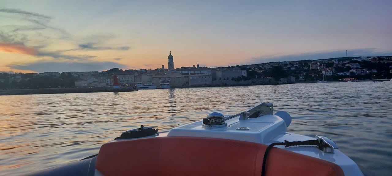 Apartmani Tomislav Krk Town Exteriér fotografie
