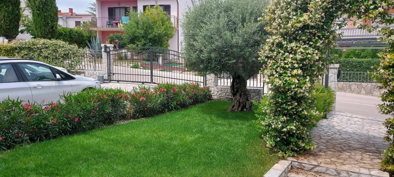 Apartmani Tomislav Krk Town Exteriér fotografie